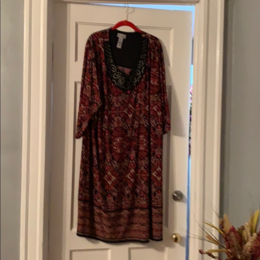 Catherine’s knee length dress super cute